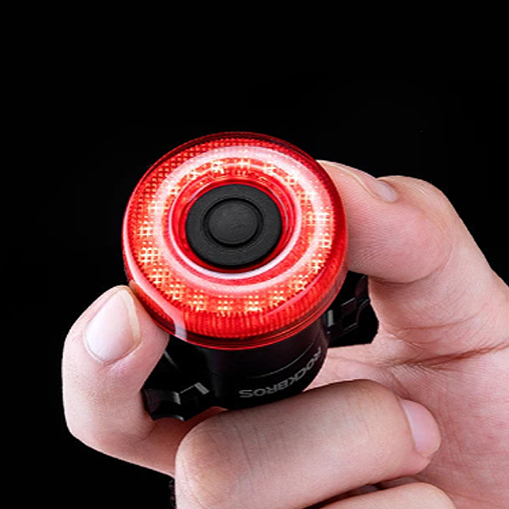 ROCKBROS Intelligentes Fahrrad-Rücklicht - Wasserdicht & Wiederaufladbar